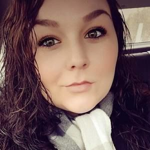 Meet your Posher, Steph